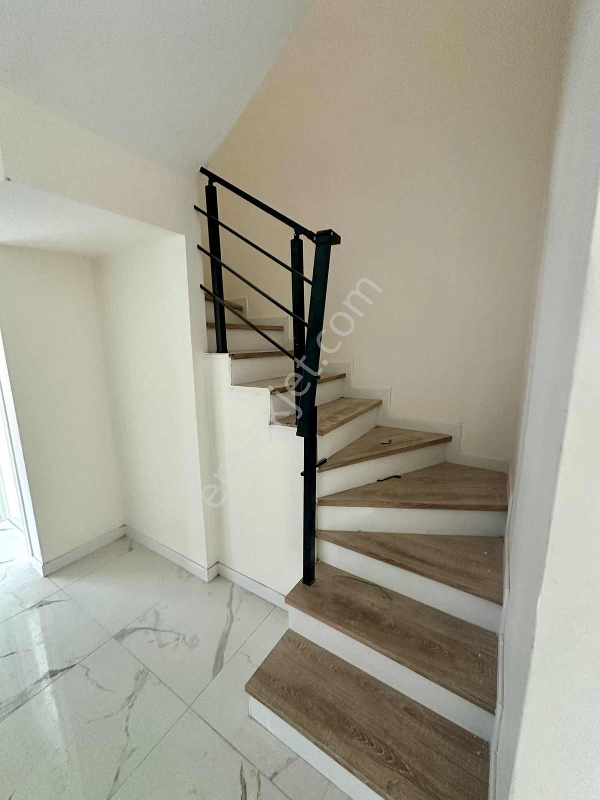 Alanya Çıplaklı Merkezde 5+1 Satılık - Görsel 5