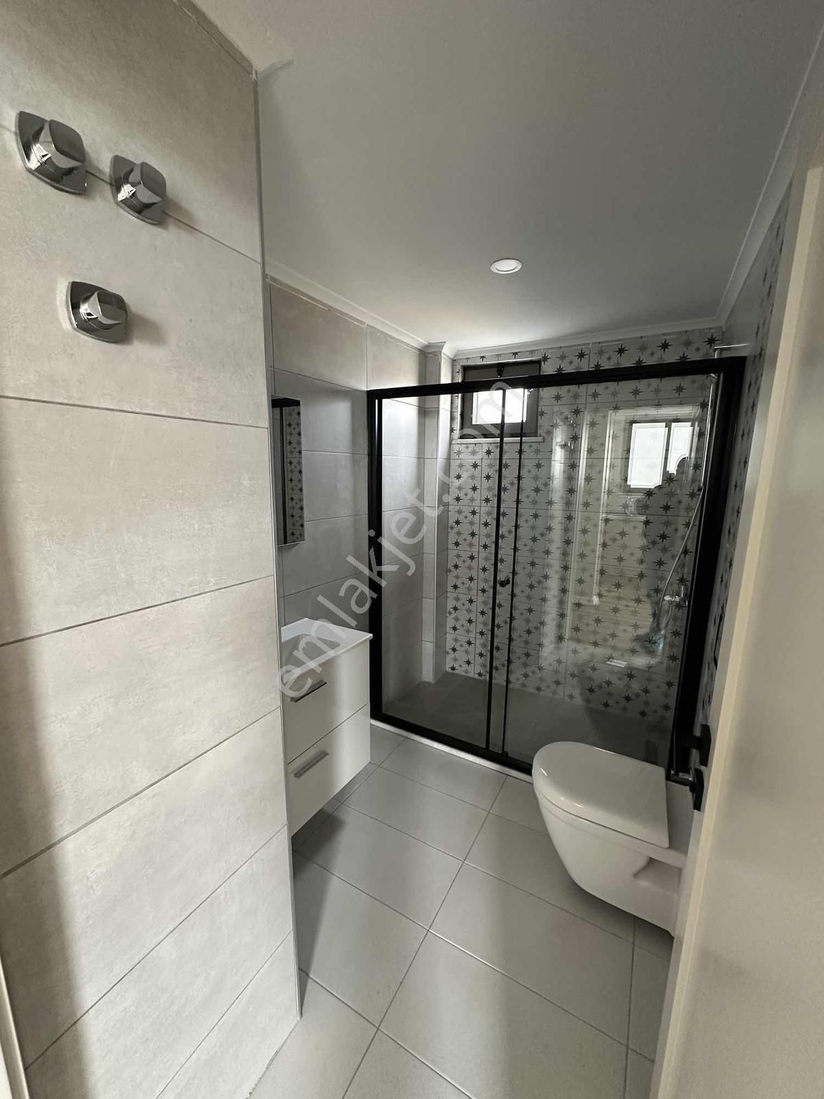 Ertuğrul'dan Deniz Manzaralı Havuzlu 1+1 Satılık Daire - Görsel 9