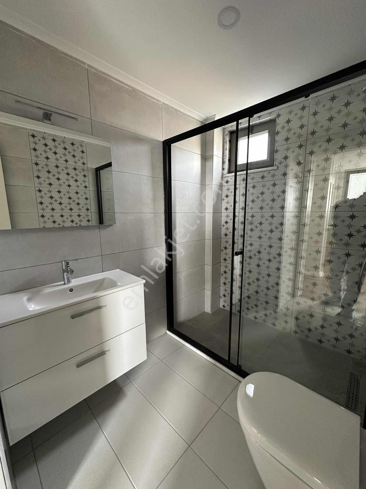 Ertuğrul'dan Deniz Manzaralı Havuzlu 1+1 Satılık Daire - Görsel 8