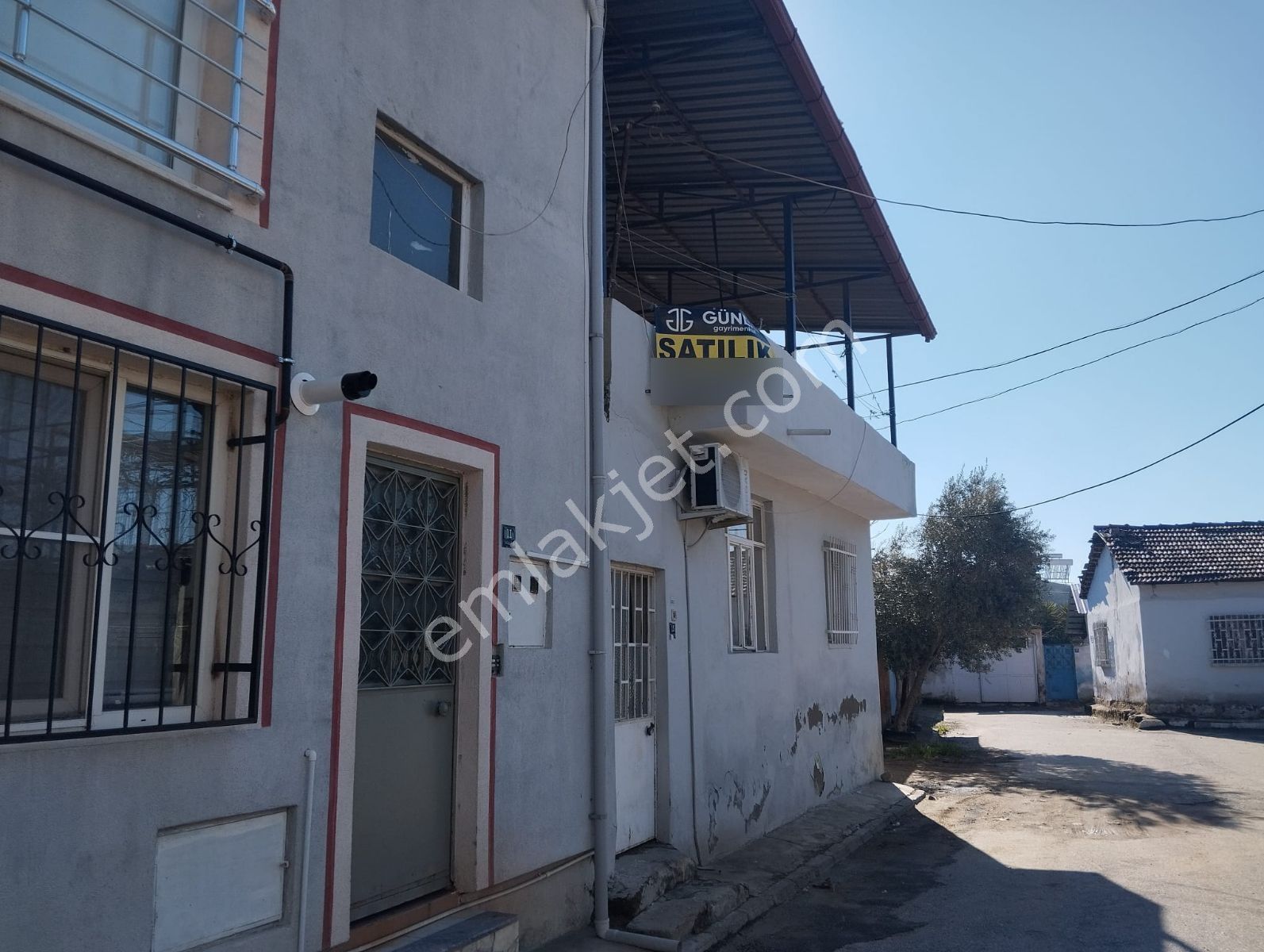 Aydın Nazilli Çapahasan Mahallesinde Satılık Müstakil Ev