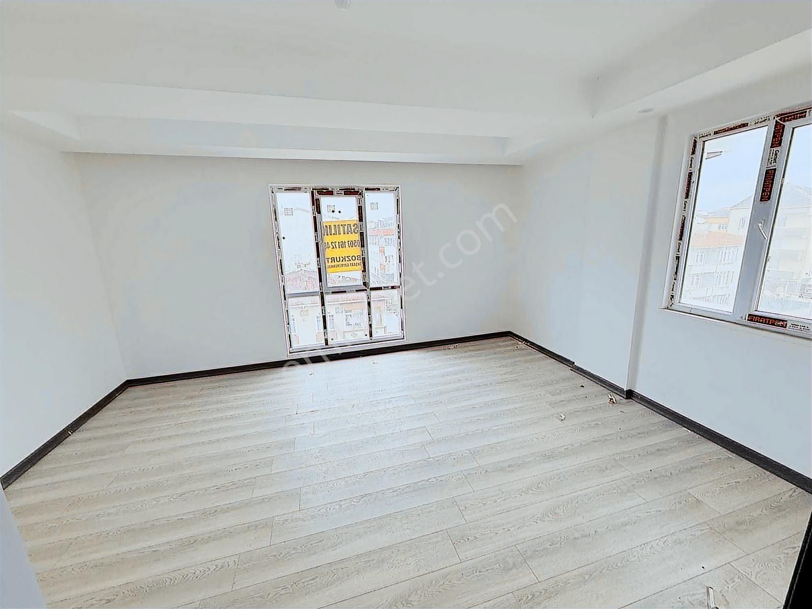 Satılık Ön Cephe İskanlı 2+1 Daire