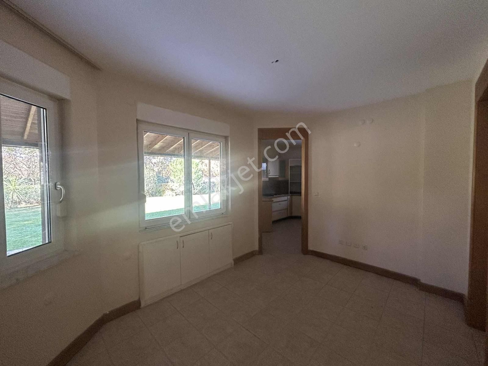 Bademli Yamaçlar Sitesi'nde Kiralık Villa - Görsel 9