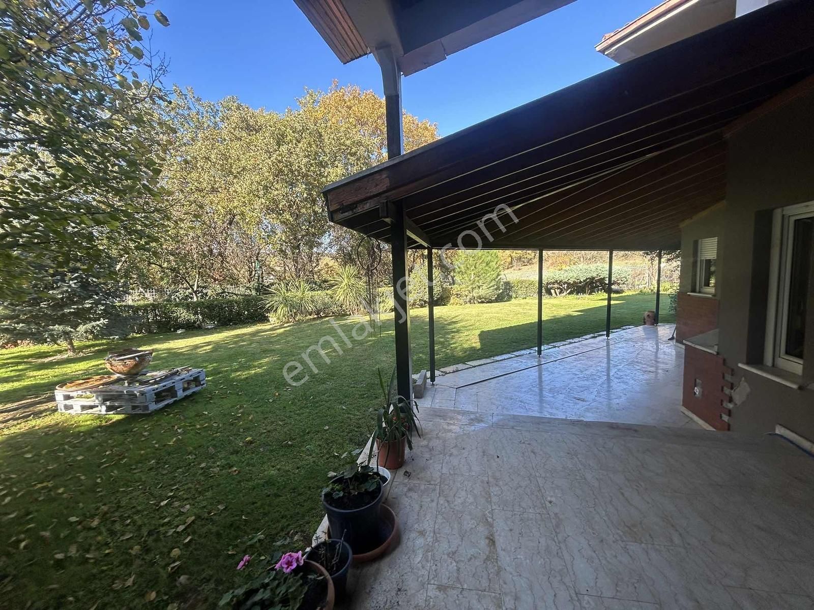 Bademli Yamaçlar Sitesi'nde Kiralık Villa - Görsel 11