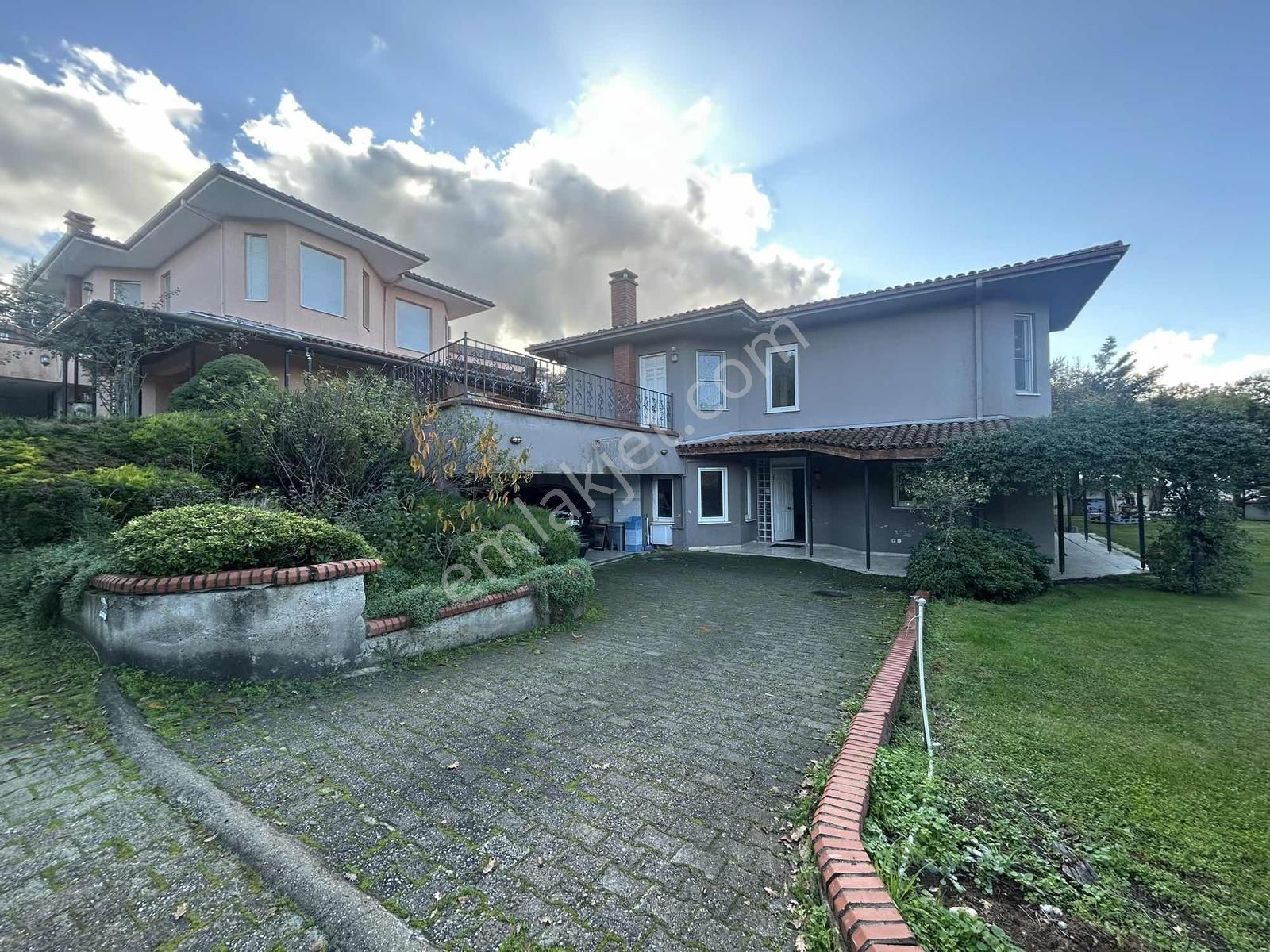 Bademli Yamaçlar Sitesi'nde Kiralık Villa - Görsel 5