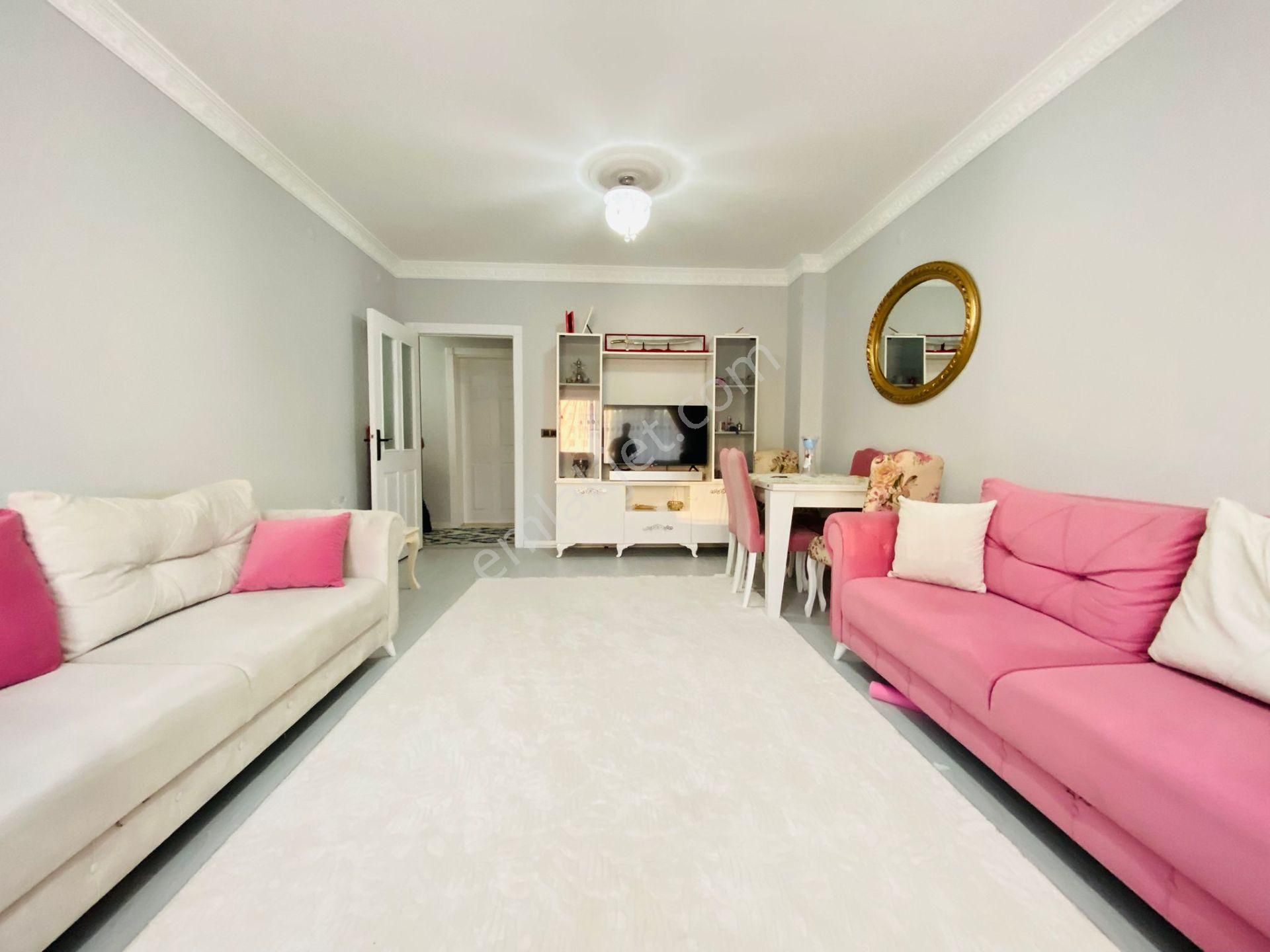 Gültepe'de Site İçerisinde Full Yapılı Ara Katta 3+1 Satılık Daire !!! - Görsel 6