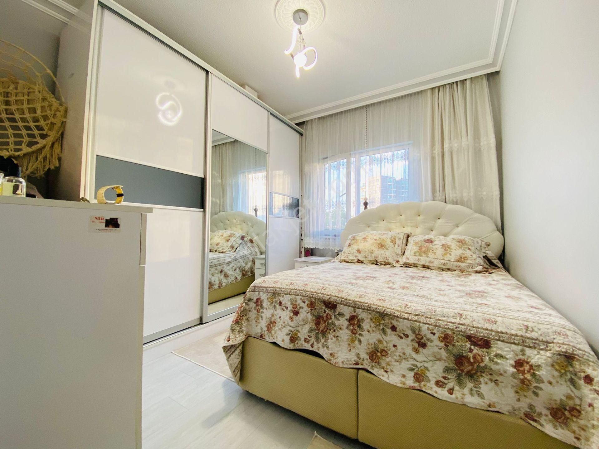 Gültepe'de Site İçerisinde Full Yapılı Ara Katta 3+1 Satılık Daire !!! - Görsel 7