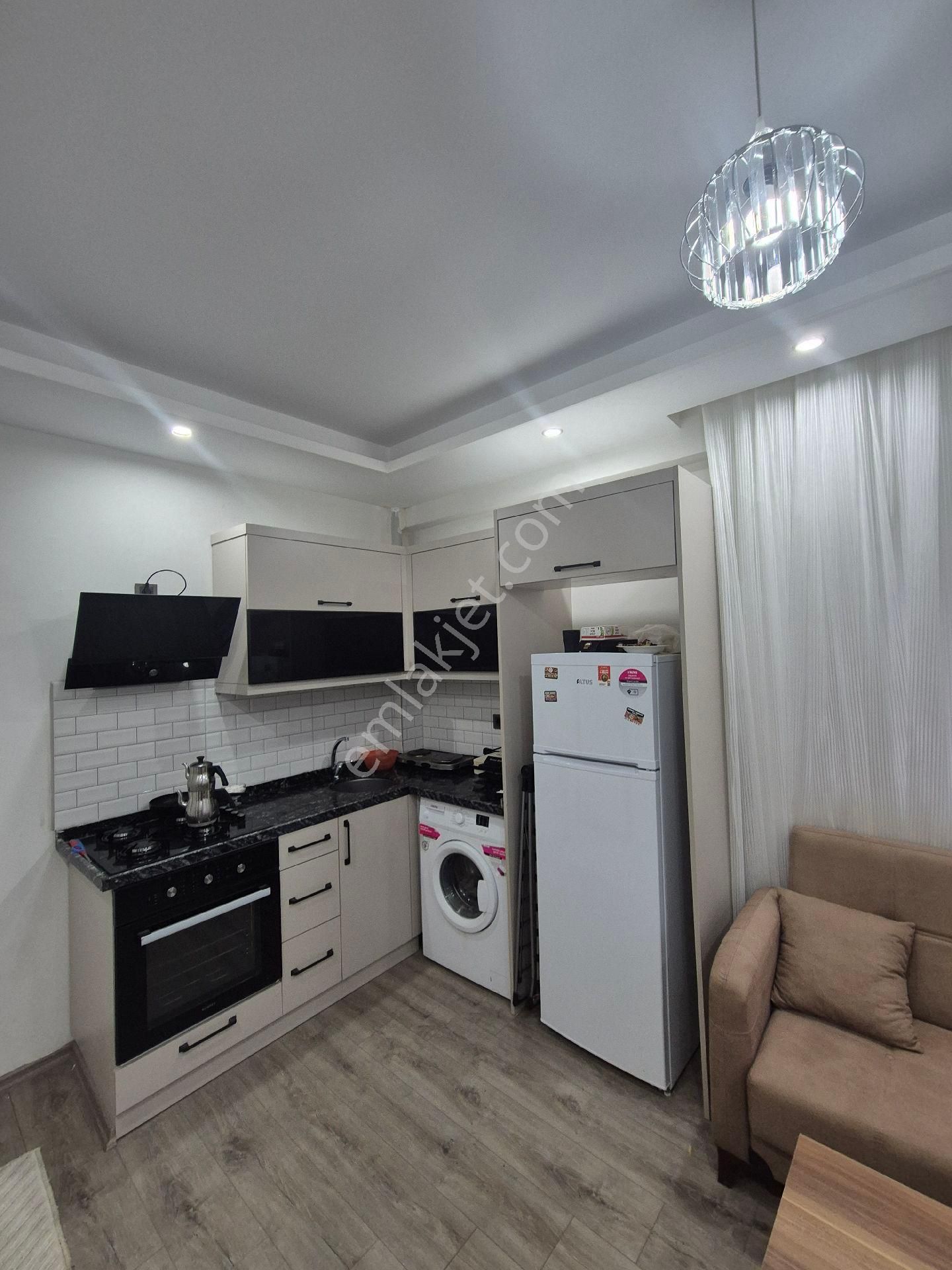 Gültepe'de 1+1 Full Ve Sıfır Eşyalı Az Katlı Balkonlu Kiralık Daire - Görsel 2