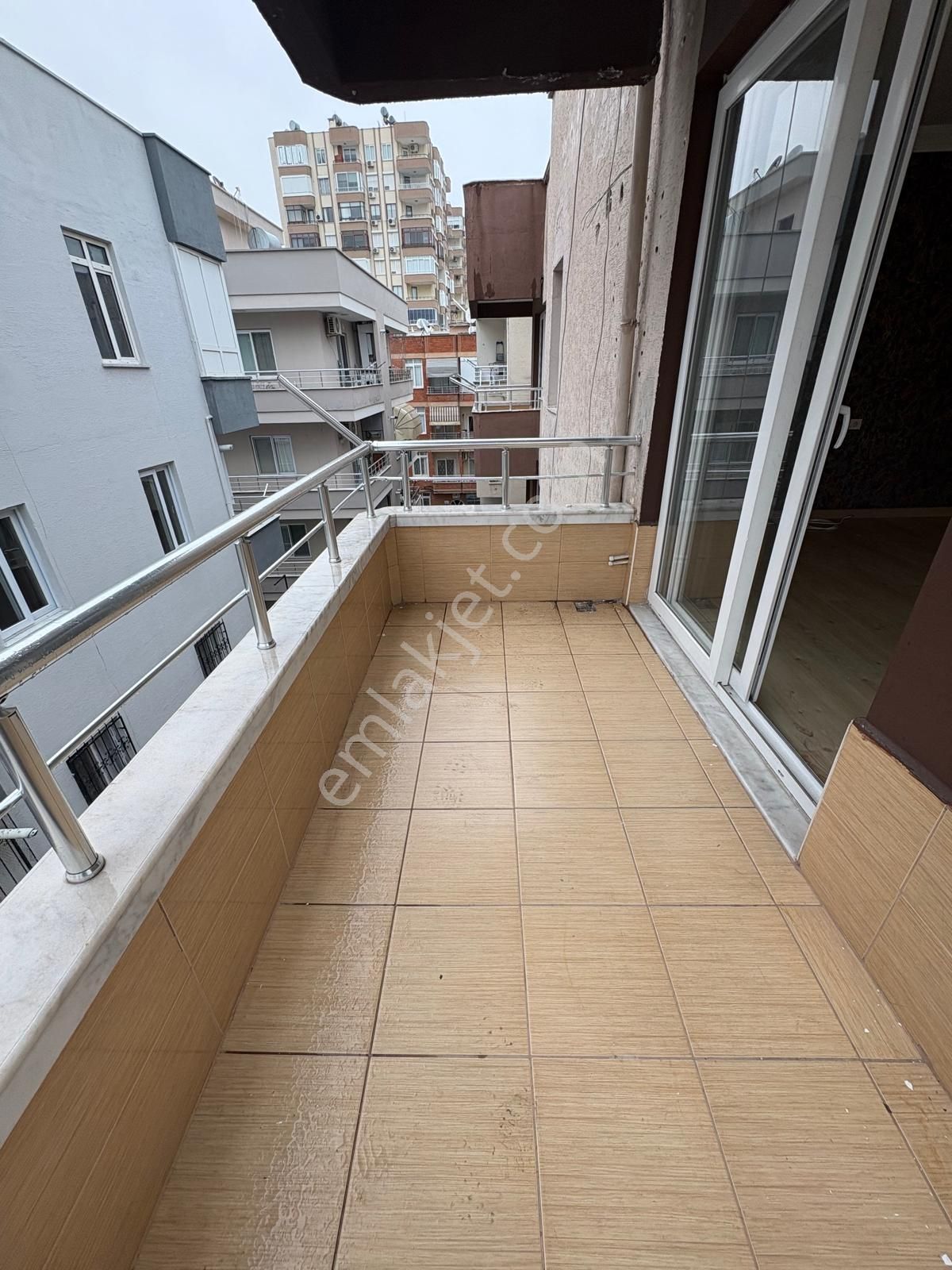 Prestij'den Dumlupınar'da Deniz Manzaralı Geniş Oturumlu 3+1 - Görsel 23