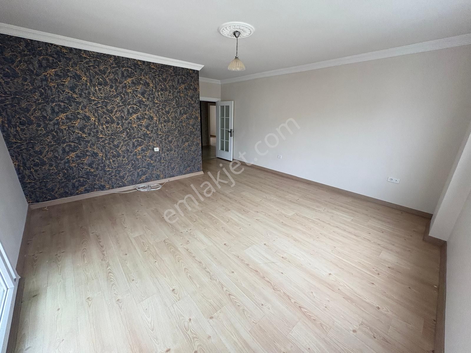 Prestij'den Dumlupınar'da Deniz Manzaralı Geniş Oturumlu 3+1 - Görsel 9