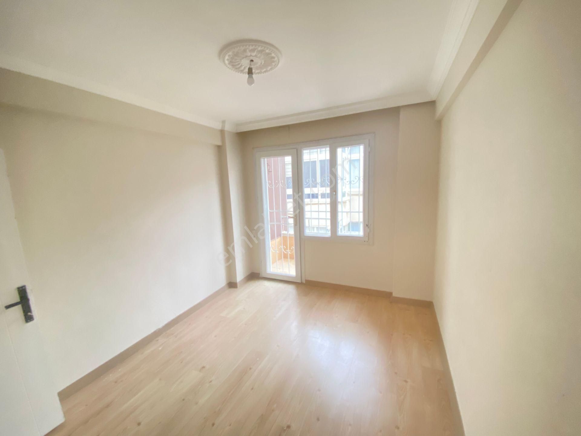 Prestij'den Dumlupınar'da Deniz Manzaralı Geniş Oturumlu 3+1 - Görsel 12