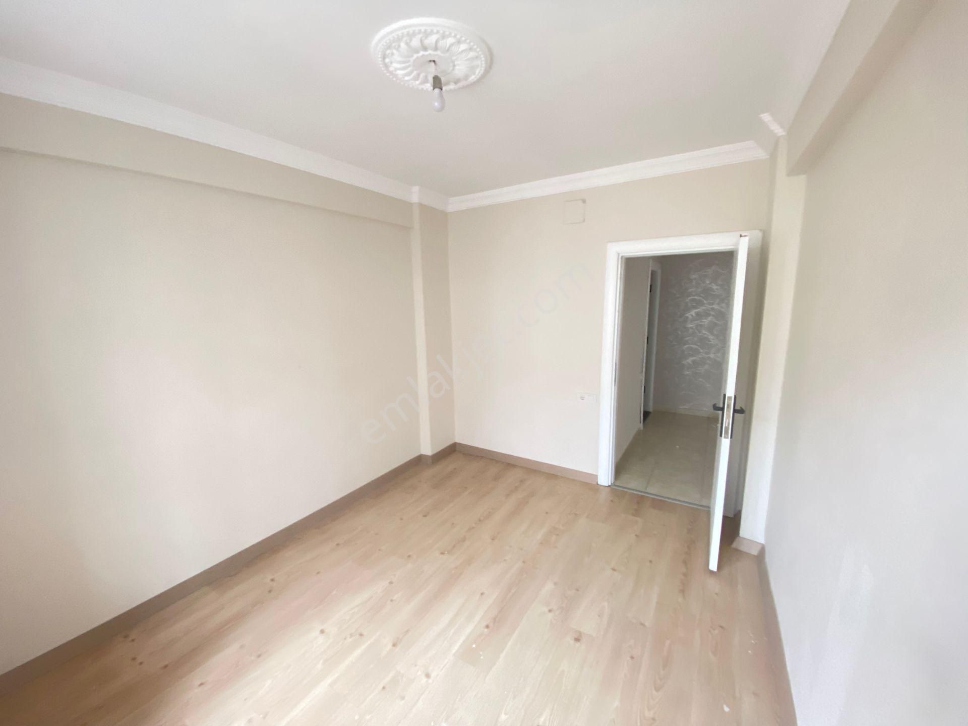 Prestij'den Dumlupınar'da Deniz Manzaralı Geniş Oturumlu 3+1 - Görsel 13