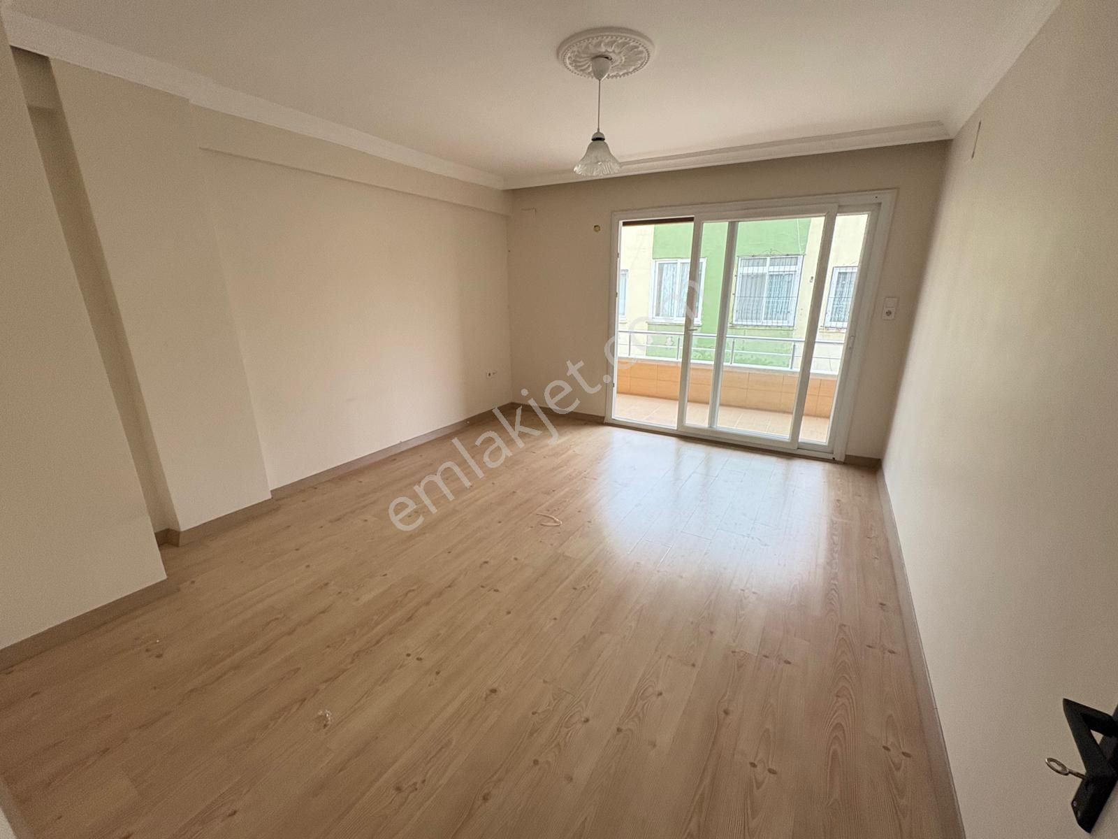 Prestij'den Dumlupınar'da Deniz Manzaralı Geniş Oturumlu 3+1 - Görsel 3