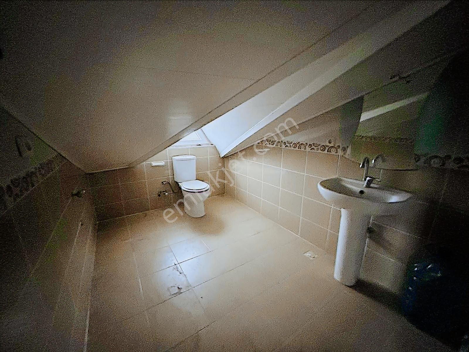 Bulvarcad.cephe 3+1 Tertemiz Aileye Kiralık Üst Dubleks Daire - Görsel 12