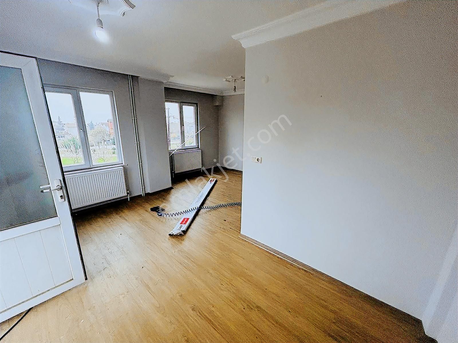 Bulvarcad.cephe 3+1 Tertemiz Aileye Kiralık Üst Dubleks Daire - Görsel 6