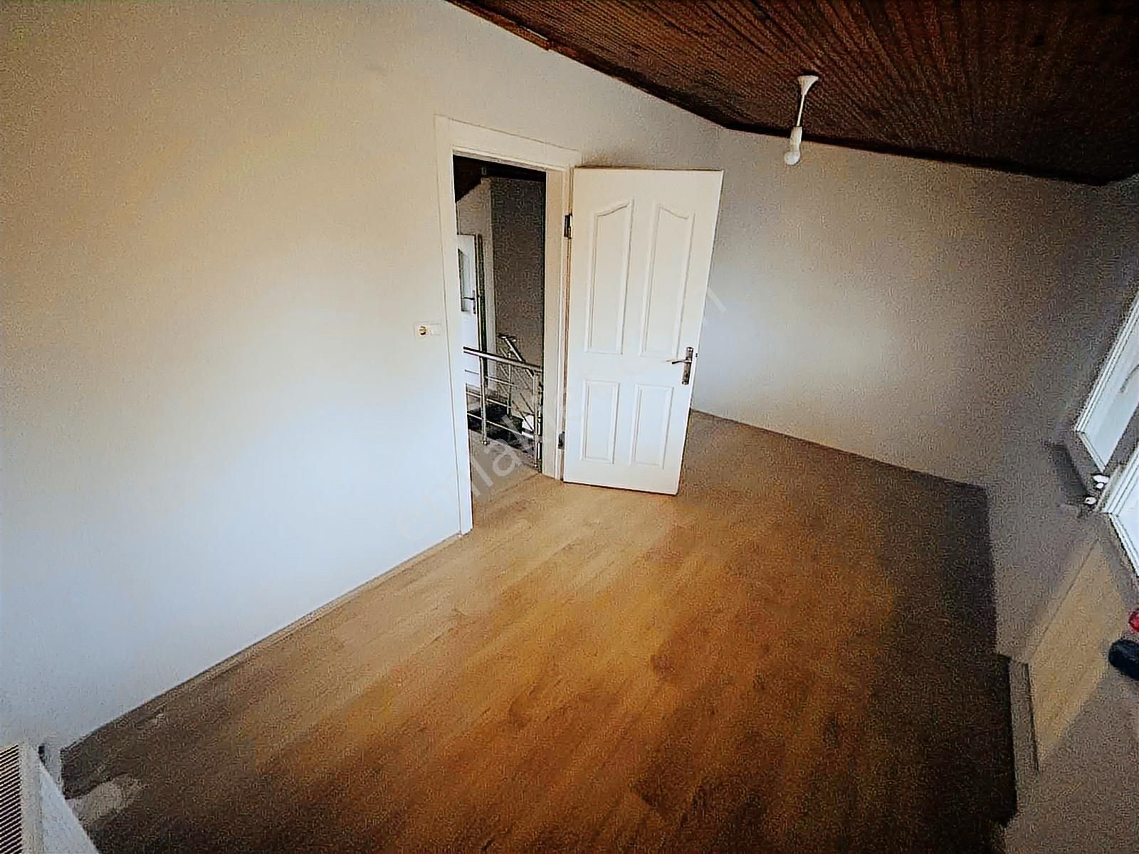 Bulvarcad.cephe 3+1 Tertemiz Aileye Kiralık Üst Dubleks Daire - Görsel 19