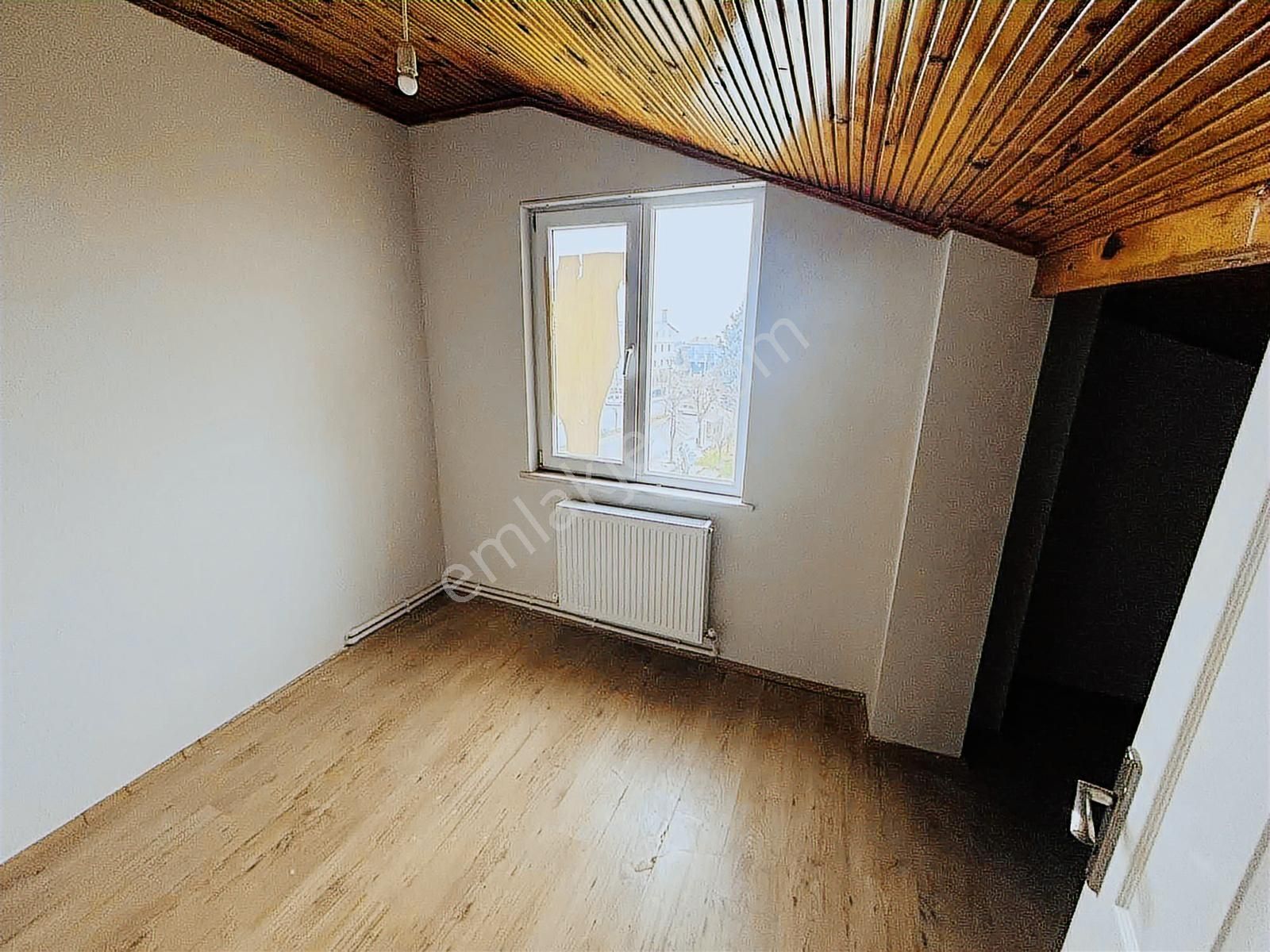 Bulvarcad.cephe 3+1 Tertemiz Aileye Kiralık Üst Dubleks Daire - Görsel 11