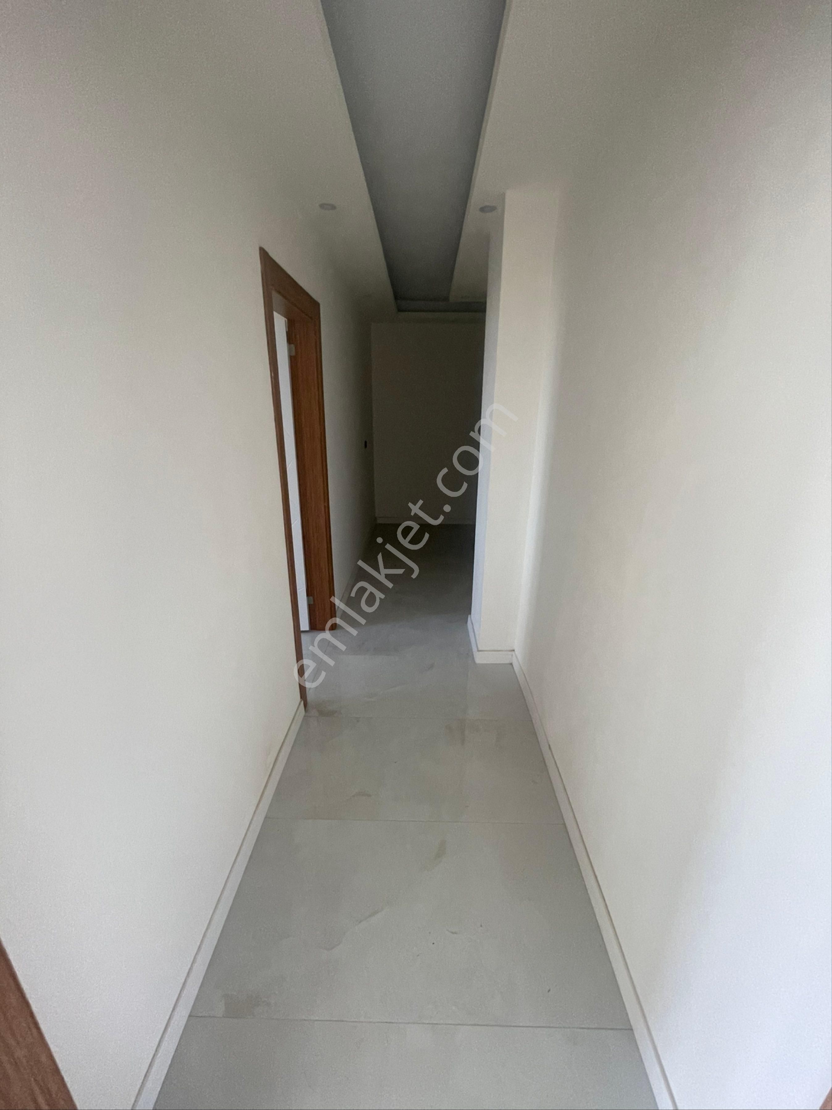 Acil Satılık Havuzlu Bahçeli Ayrı Mutfak Dubleks Daire - Görsel 15