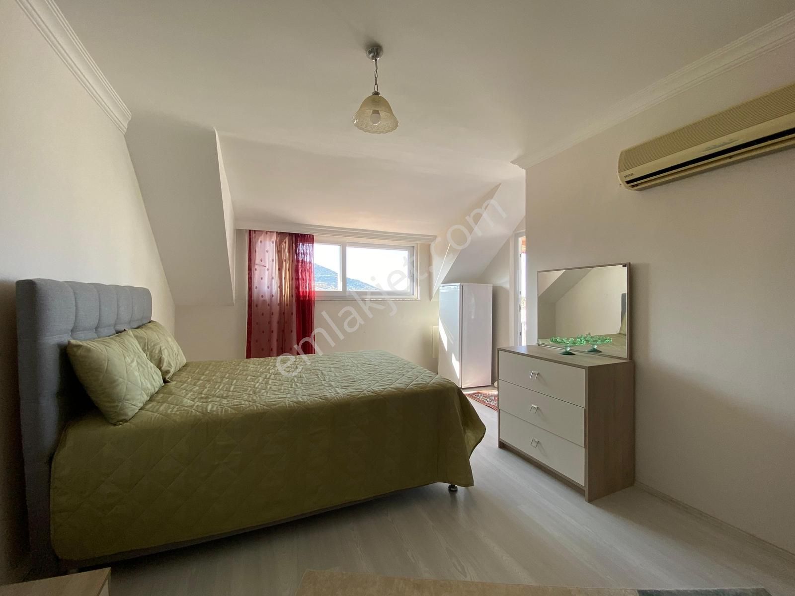 Denızyolunda Panoramik Manzaralı Ayrı Mutfak Eşyalı 2+1 Dubleks - Görsel 19