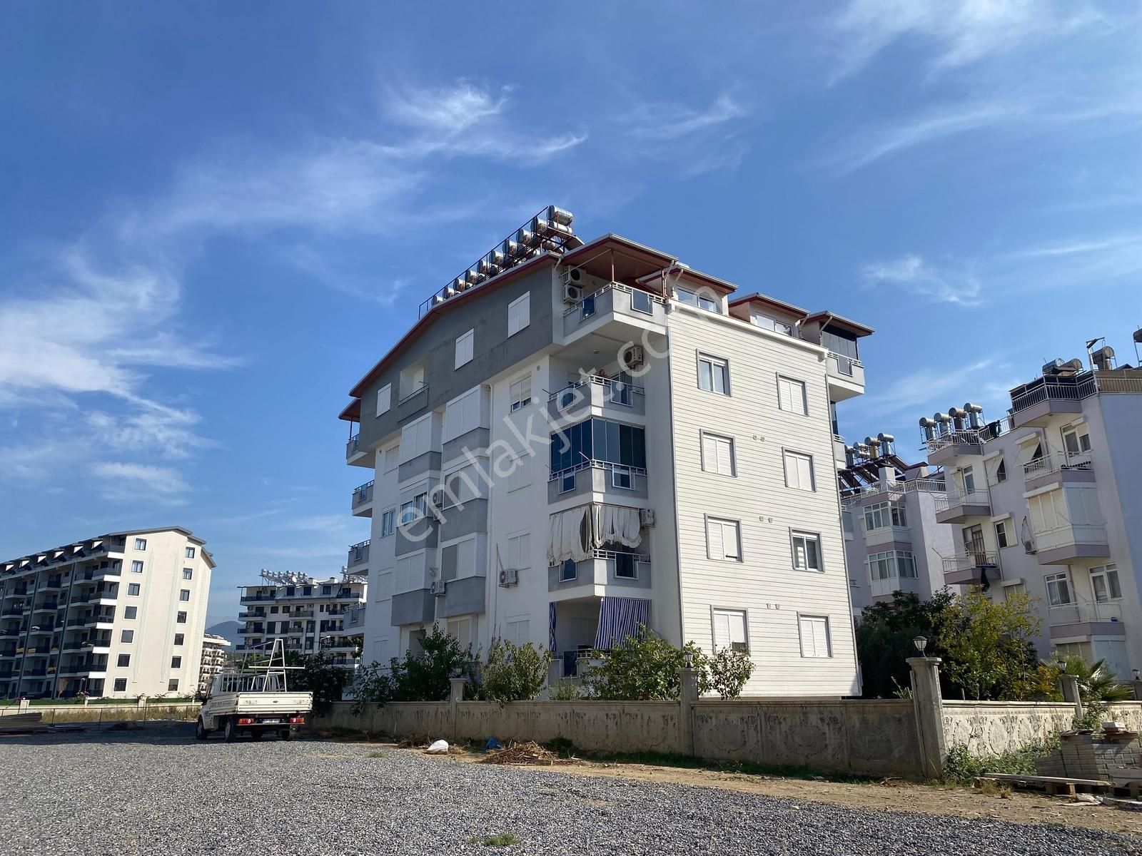 Denızyolunda Panoramik Manzaralı Ayrı Mutfak Eşyalı 2+1 Dubleks - Görsel 2