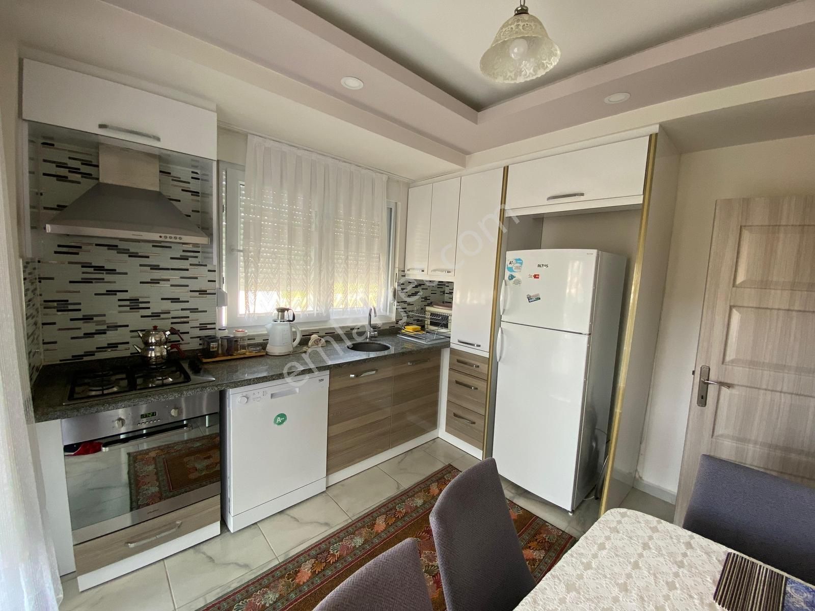 Denızyolunda Panoramik Manzaralı Ayrı Mutfak Eşyalı 2+1 Dubleks - Görsel 14