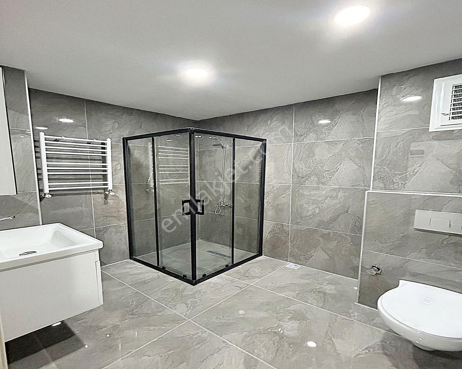 Metrobüse Ve Ana Caddeye Yakın Full Dekorlu 3+1 120m2 Satılık Daire - Görsel 10