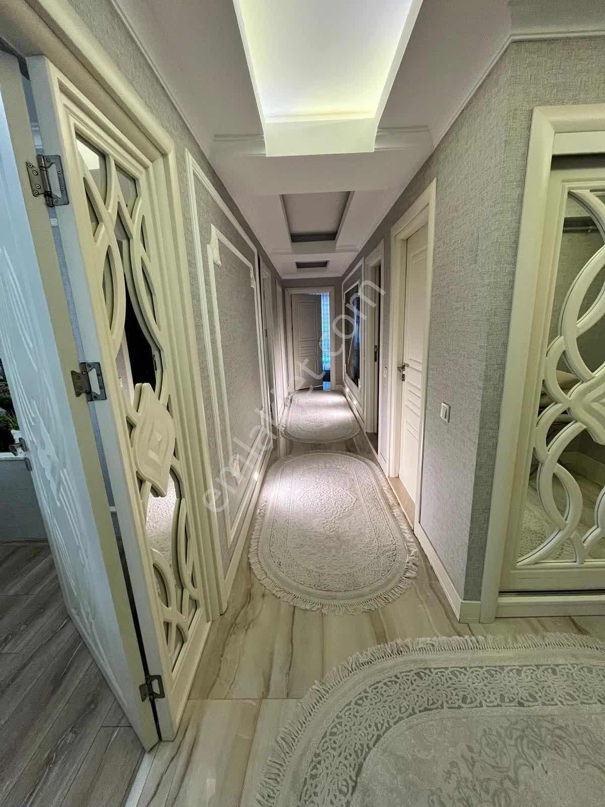 Muhammet Ten Cağaloğluna Cephe Kapanmaz Deniz Manzarası Lüks 3+1 - Görsel 4