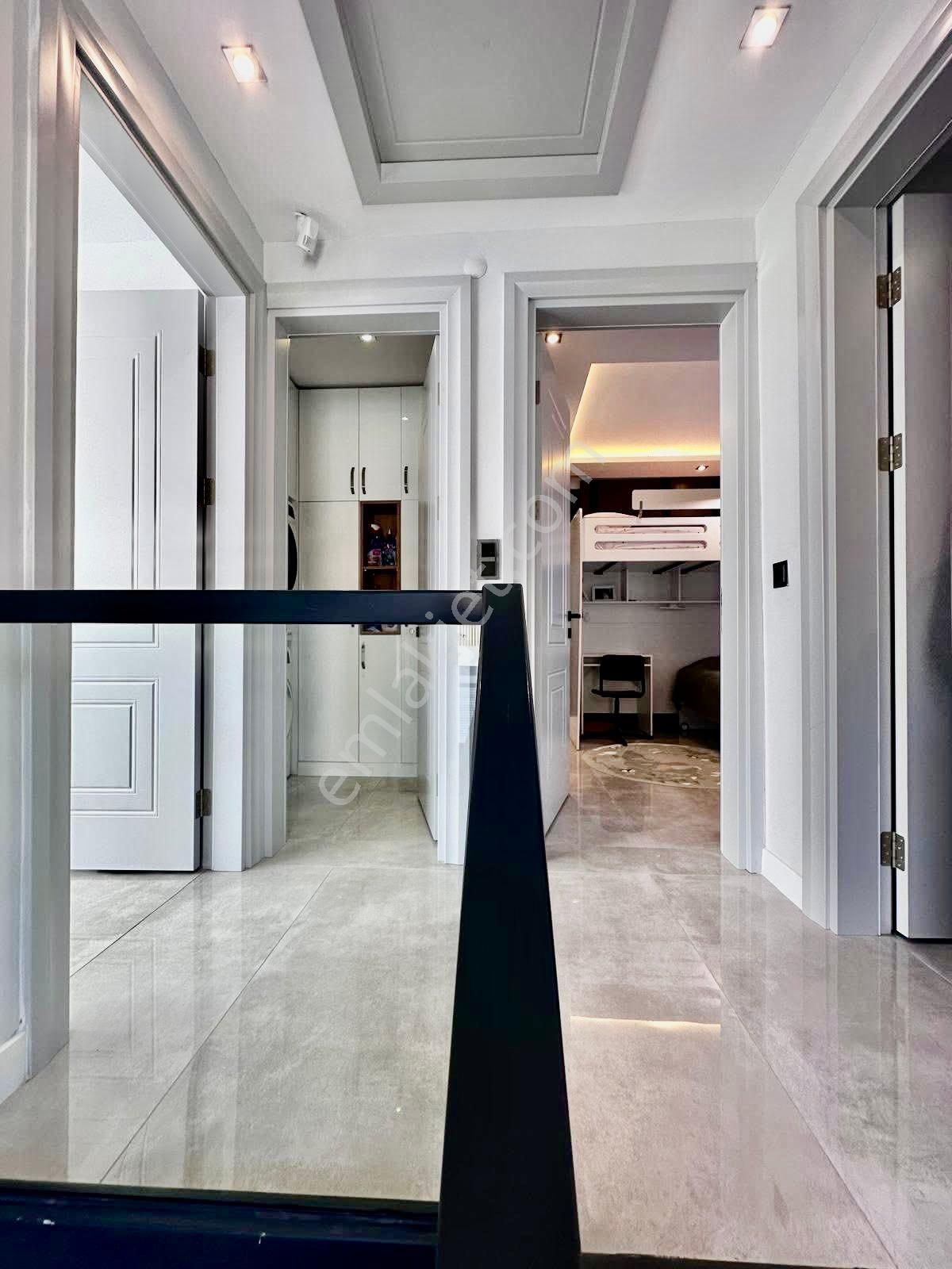 Soğucak Köşe Konum Full Eşyalı 4+1 Villa - Görsel 35