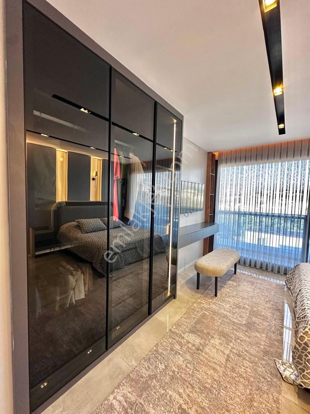 Soğucak Köşe Konum Full Eşyalı 4+1 Villa - Görsel 29