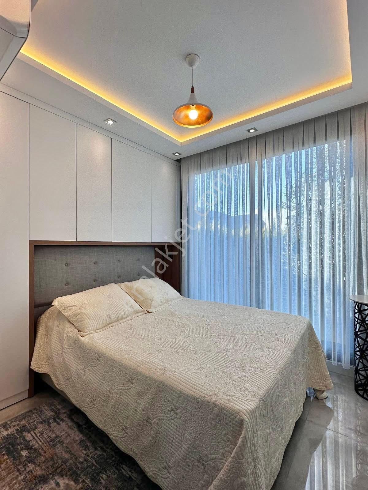 Soğucak Köşe Konum Full Eşyalı 4+1 Villa - Görsel 15