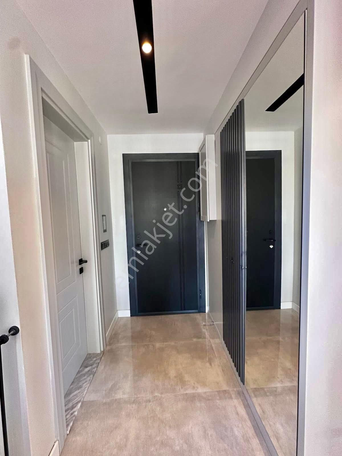 Soğucak Köşe Konum Full Eşyalı 4+1 Villa - Görsel 16