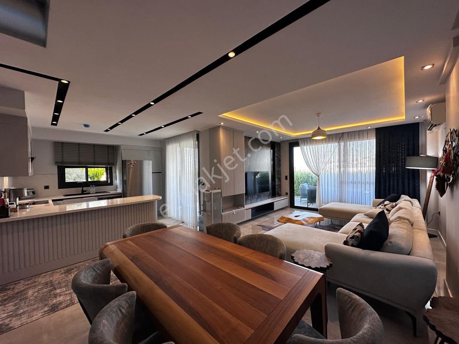 Soğucak Köşe Konum Full Eşyalı 4+1 Villa - Görsel 8