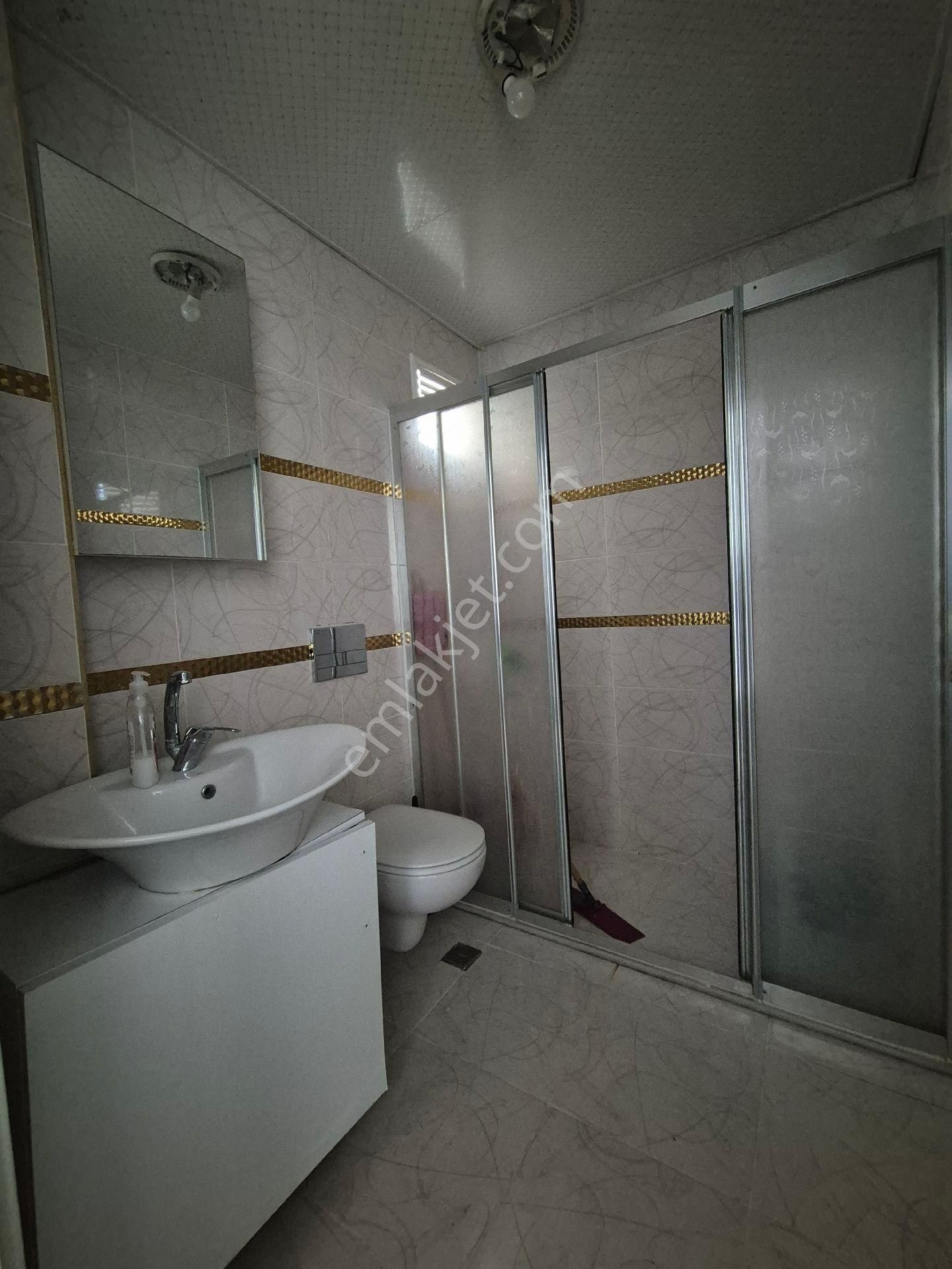Gültepe'de 1+1 Cadde Üzeri Btü Atü Karşısı Balkonlu Kiralık Daire - Görsel 12