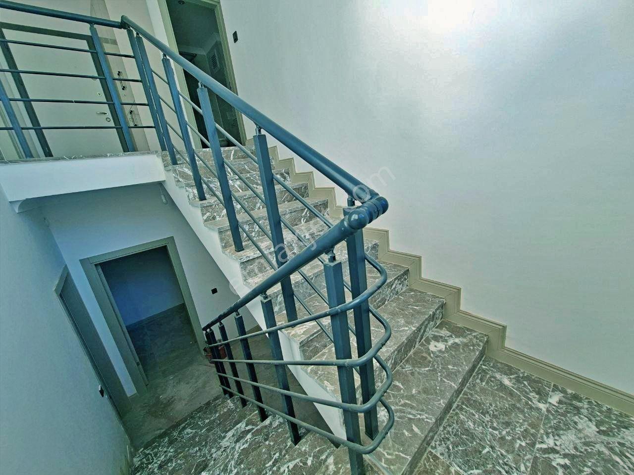 Uytundan Zeytinlide Köy Merkezine Yakın 4+1 Ters Dubleks Daire - Görsel 7