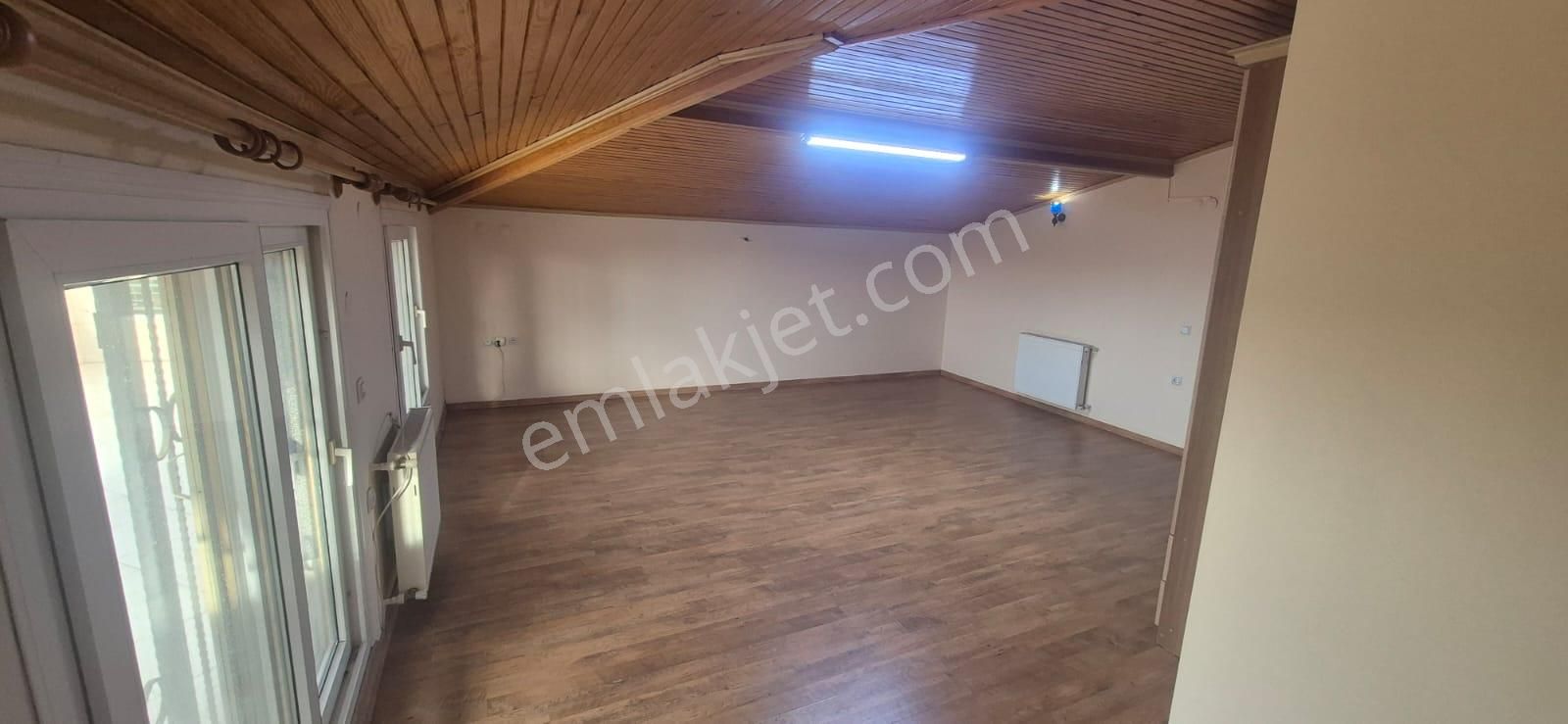 Kuşadası Merkezınde Denız Manzaralı Büyük Çatı Dubleksı - Görsel 26