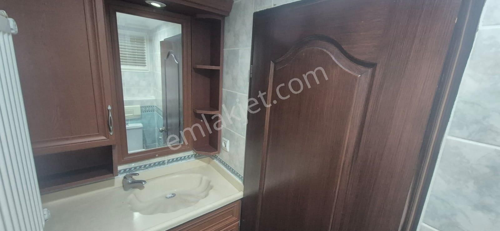 Kuşadası Merkezınde Denız Manzaralı Büyük Çatı Dubleksı - Görsel 17