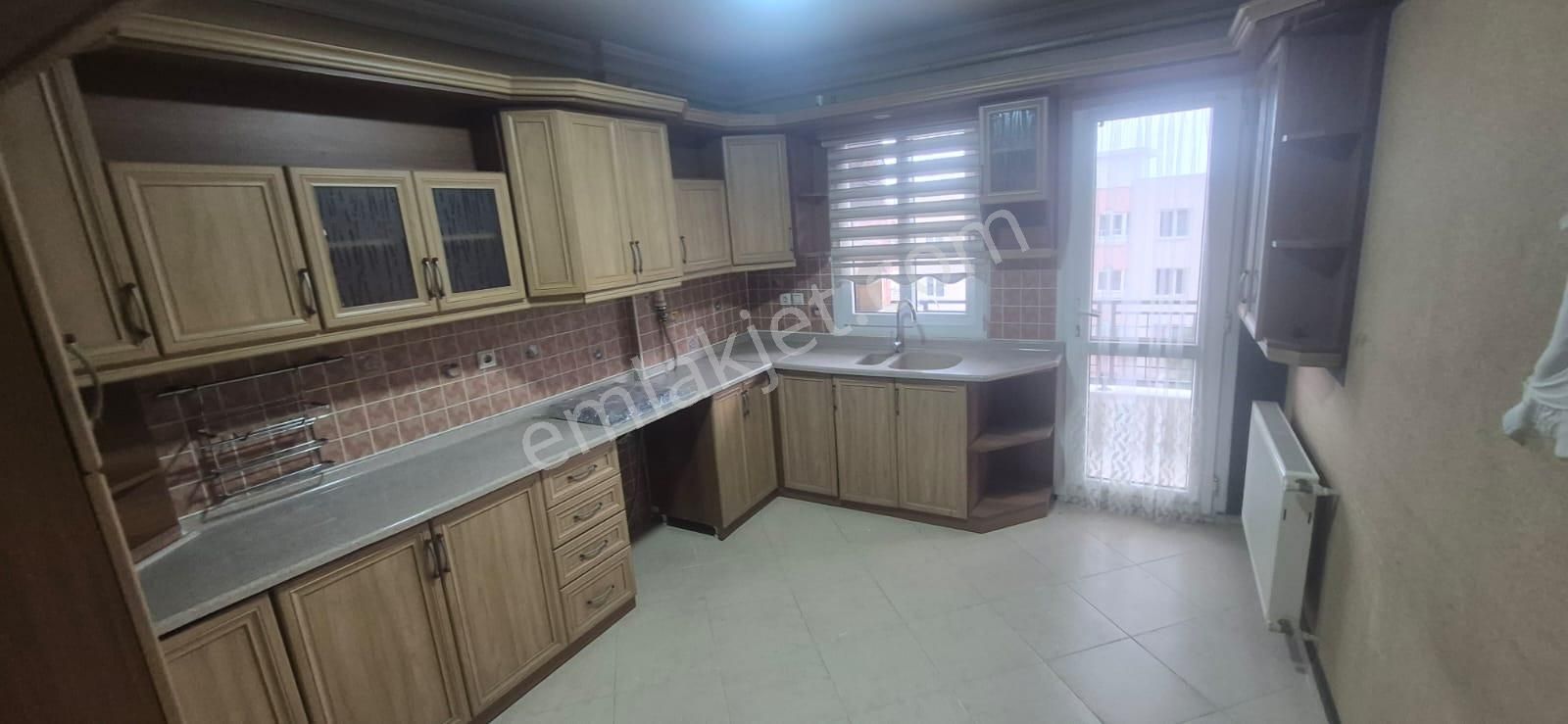 Kuşadası Merkezınde Denız Manzaralı Büyük Çatı Dubleksı - Görsel 4