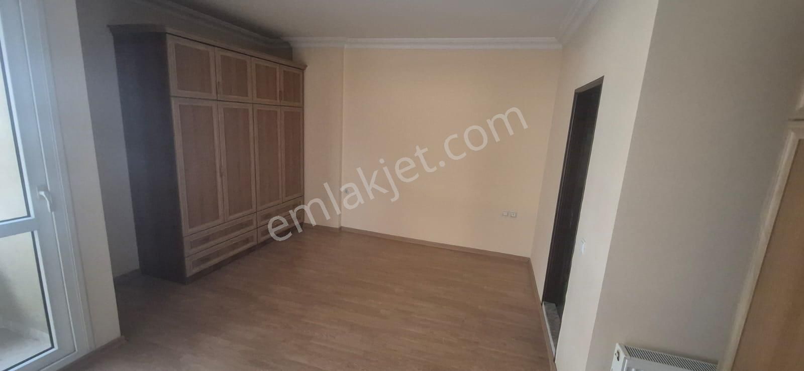 Kuşadası Merkezınde Denız Manzaralı Büyük Çatı Dubleksı - Görsel 16