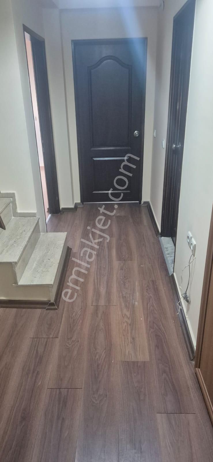 Kuşadası Merkezınde Denız Manzaralı Büyük Çatı Dubleksı - Görsel 12