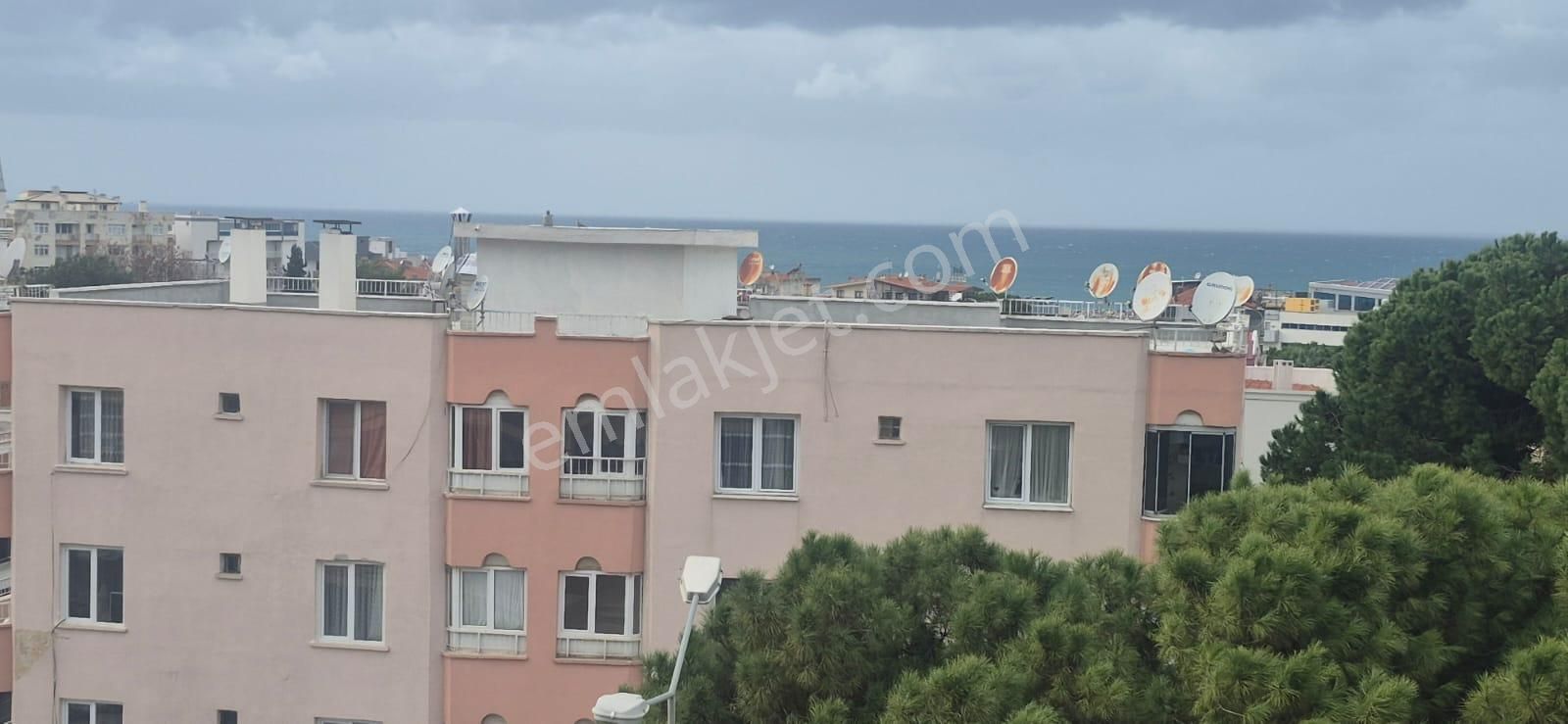 Kuşadası Merkezınde Denız Manzaralı Büyük Çatı Dubleksı - Görsel 33