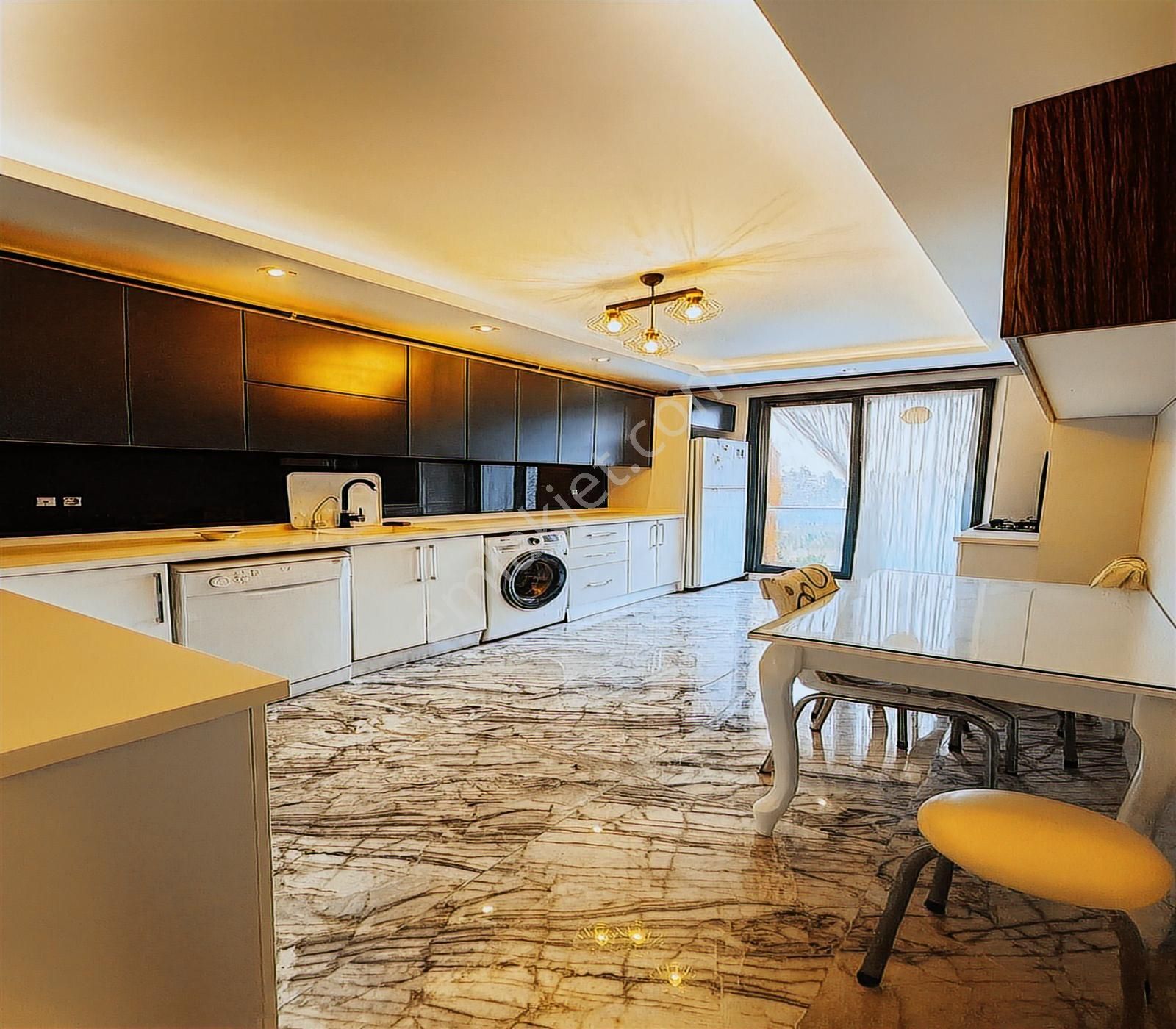 Lıve İnşaat'tan Beylikdüzü Marinaya Yakın Site İçinde Sıfır 3+1 - Görsel 25