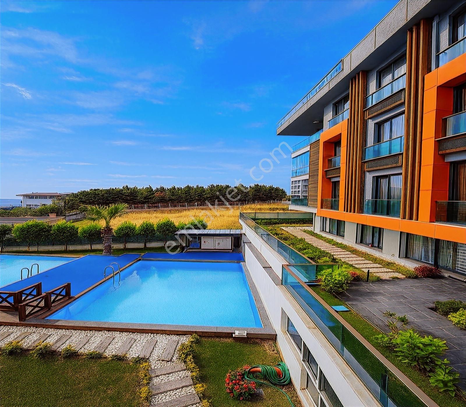 Lıve İnşaat'tan Beylikdüzü Marinaya Yakın Site İçinde Sıfır 3+1 - Görsel 3