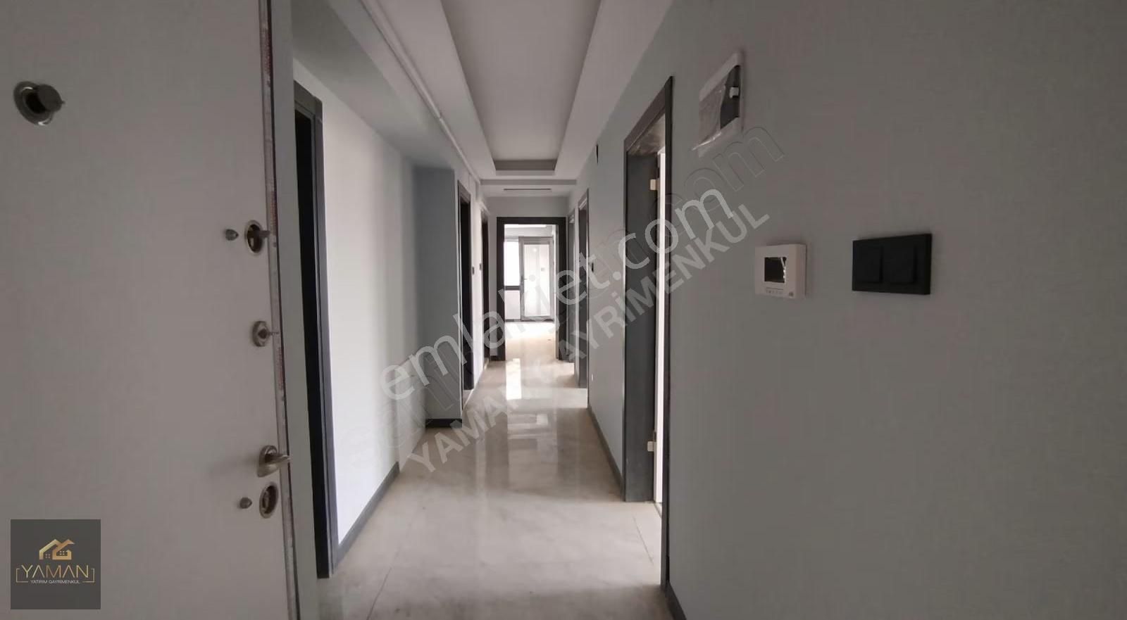 Akhisar Reşatbey Mahallesi'nde Satılık Arakat 3+1 Daire - Görsel 27