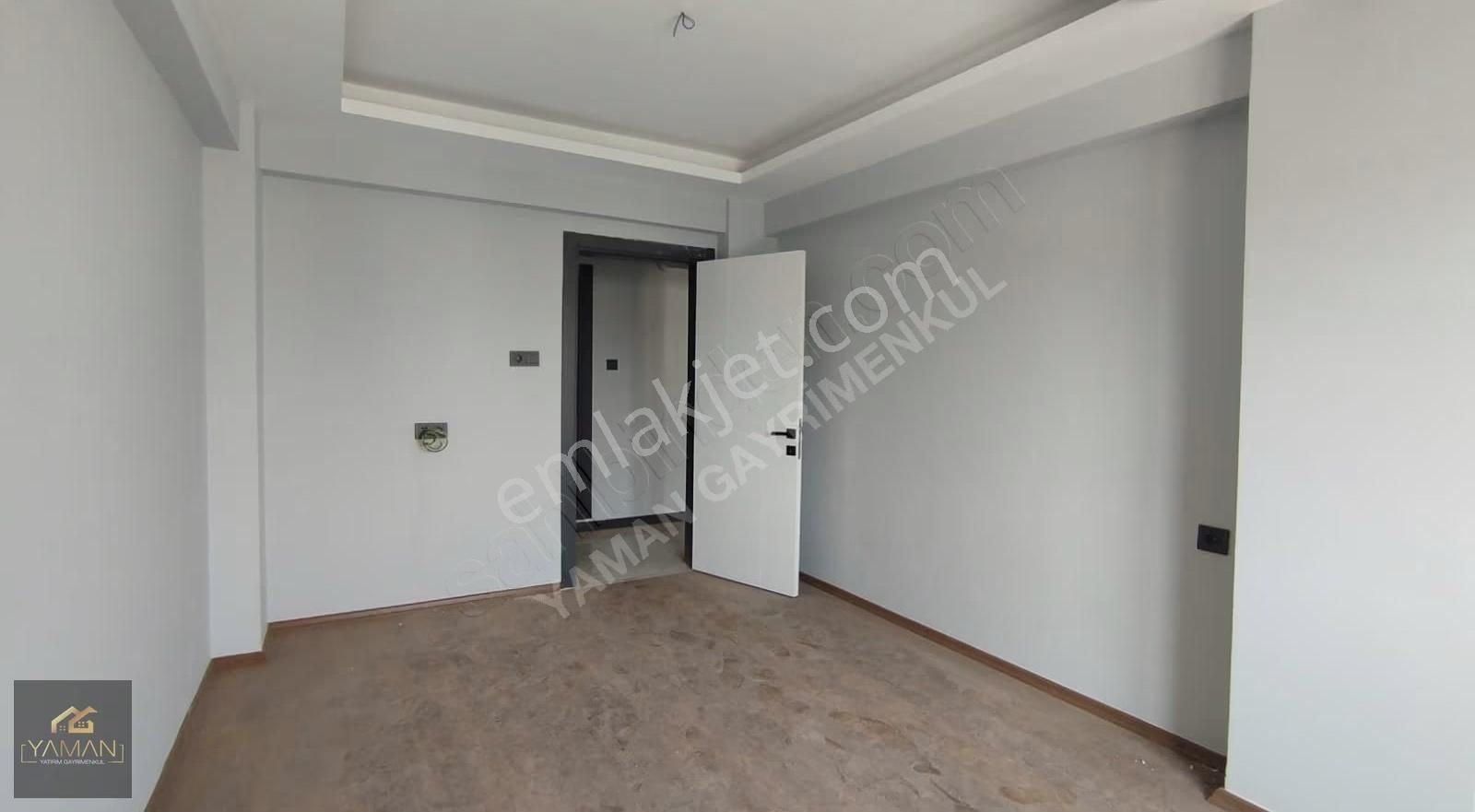 Akhisar Reşatbey Mahallesi'nde Satılık Arakat 3+1 Daire - Görsel 11