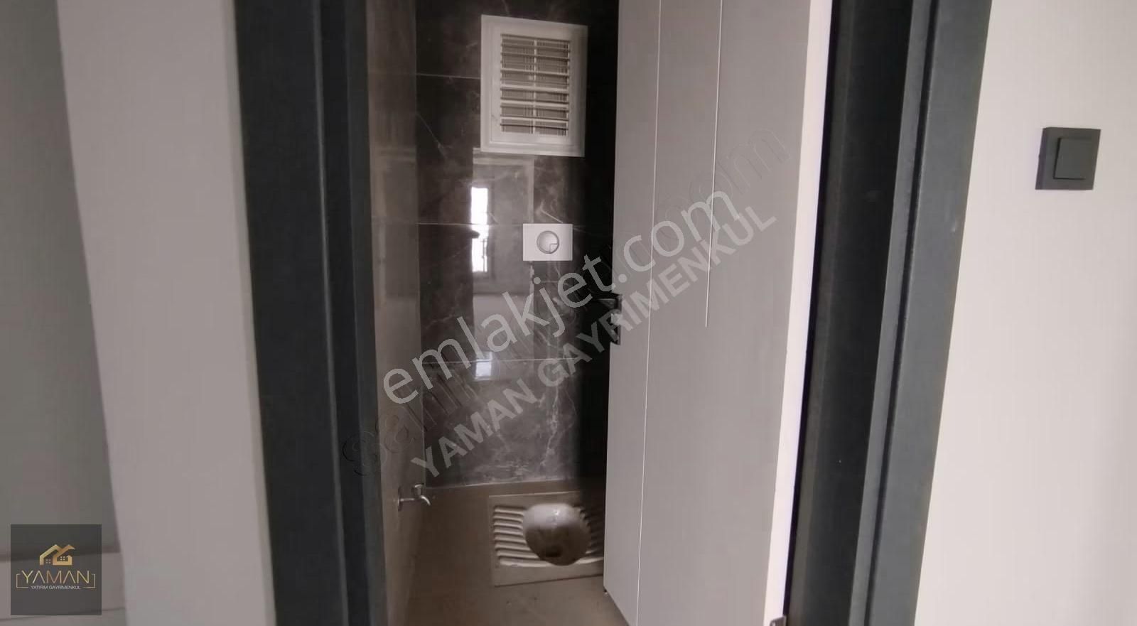 Akhisar Reşatbey Mahallesi'nde Satılık Arakat 3+1 Daire - Görsel 9