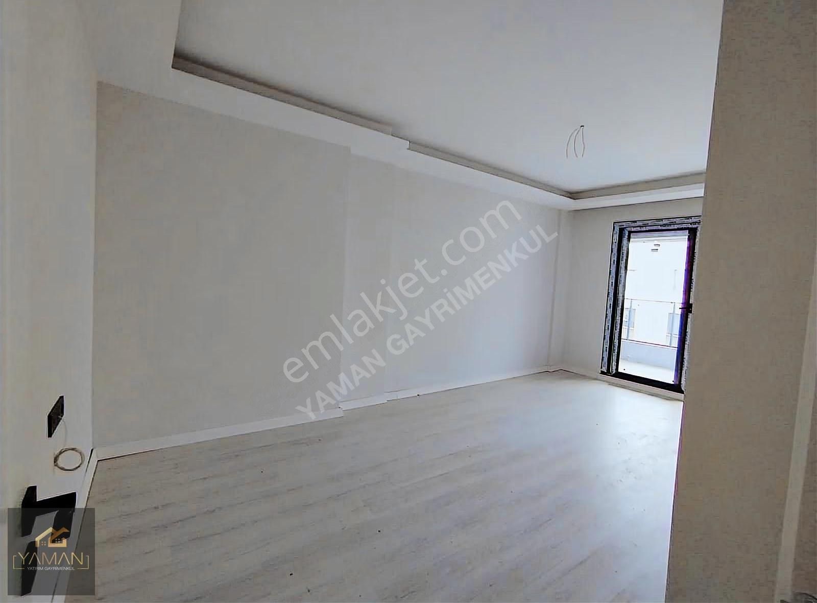 Akhisar Cumhuriyet Mahallesi'nde Satılık 2+1 Daire - Görsel 11