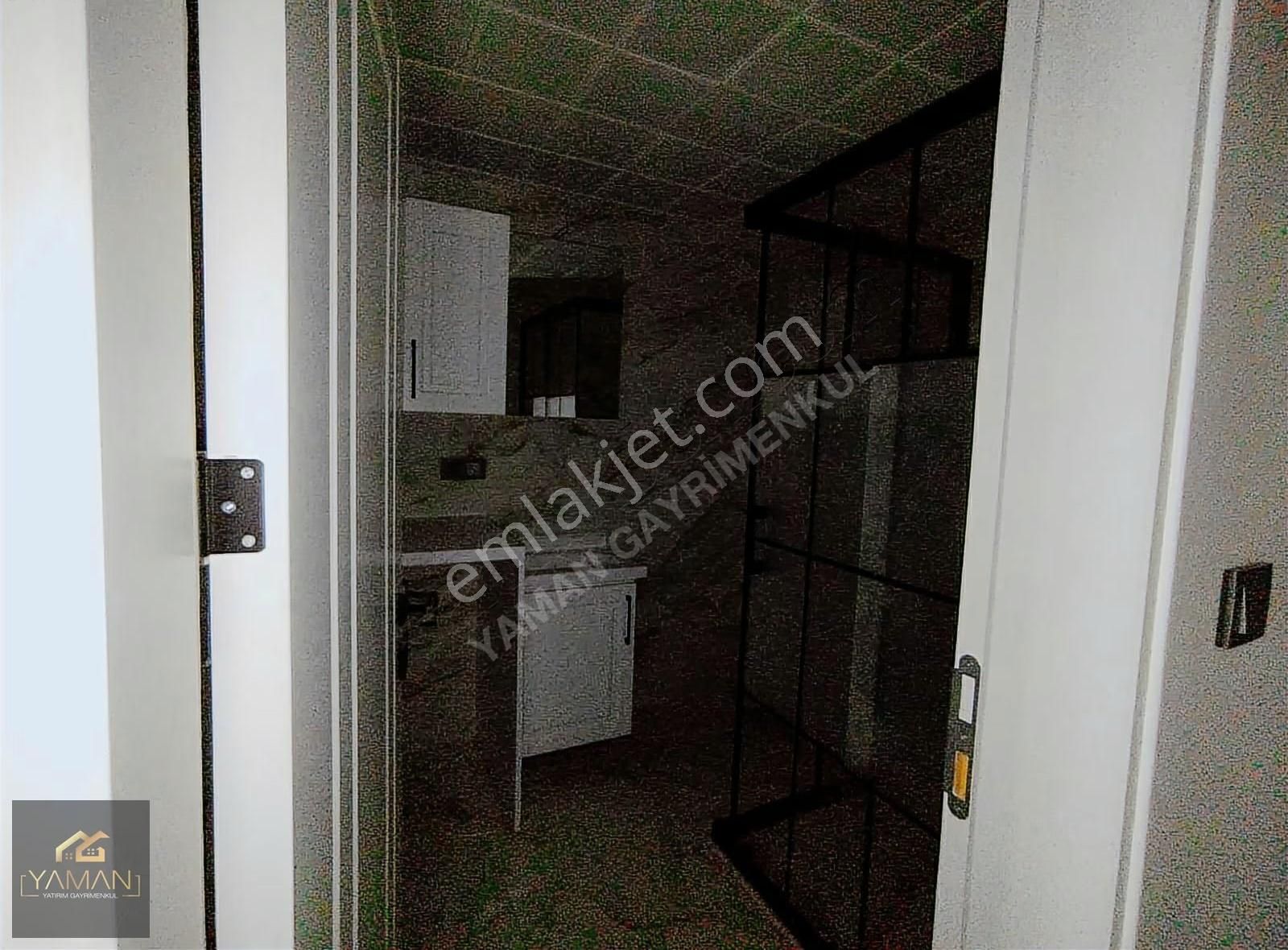 Akhisar Cumhuriyet Mahallesi'nde Satılık 2+1 Daire - Görsel 28