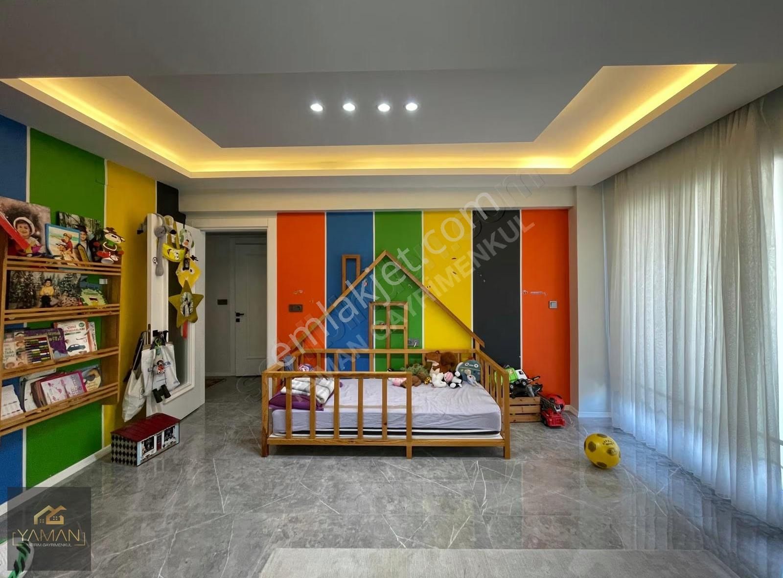 Hürriyet Mahallesinde 200 M² 3+1 Dubleks - Bireysel Otoparklı - Görsel 8