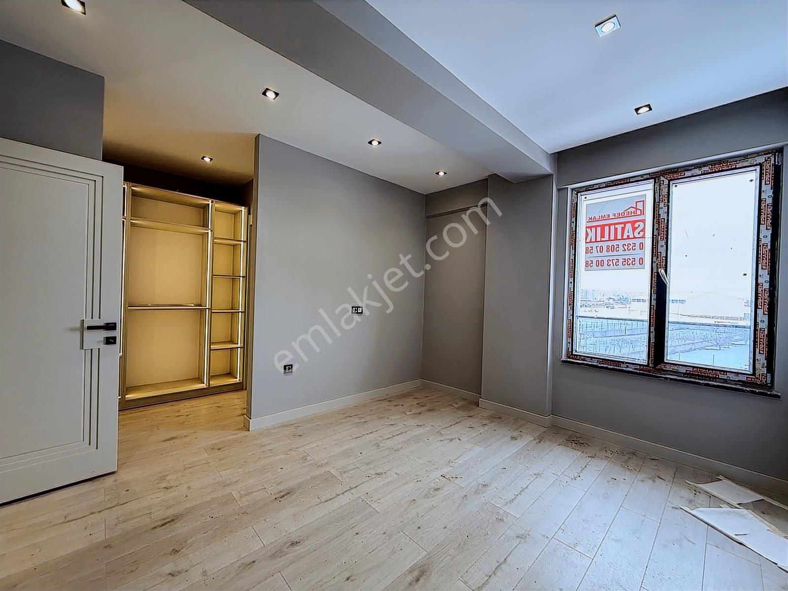 Hedef Emlaktan Karşıyakada Satılık Ultra Lüx 5+1 Villa - Görsel 27