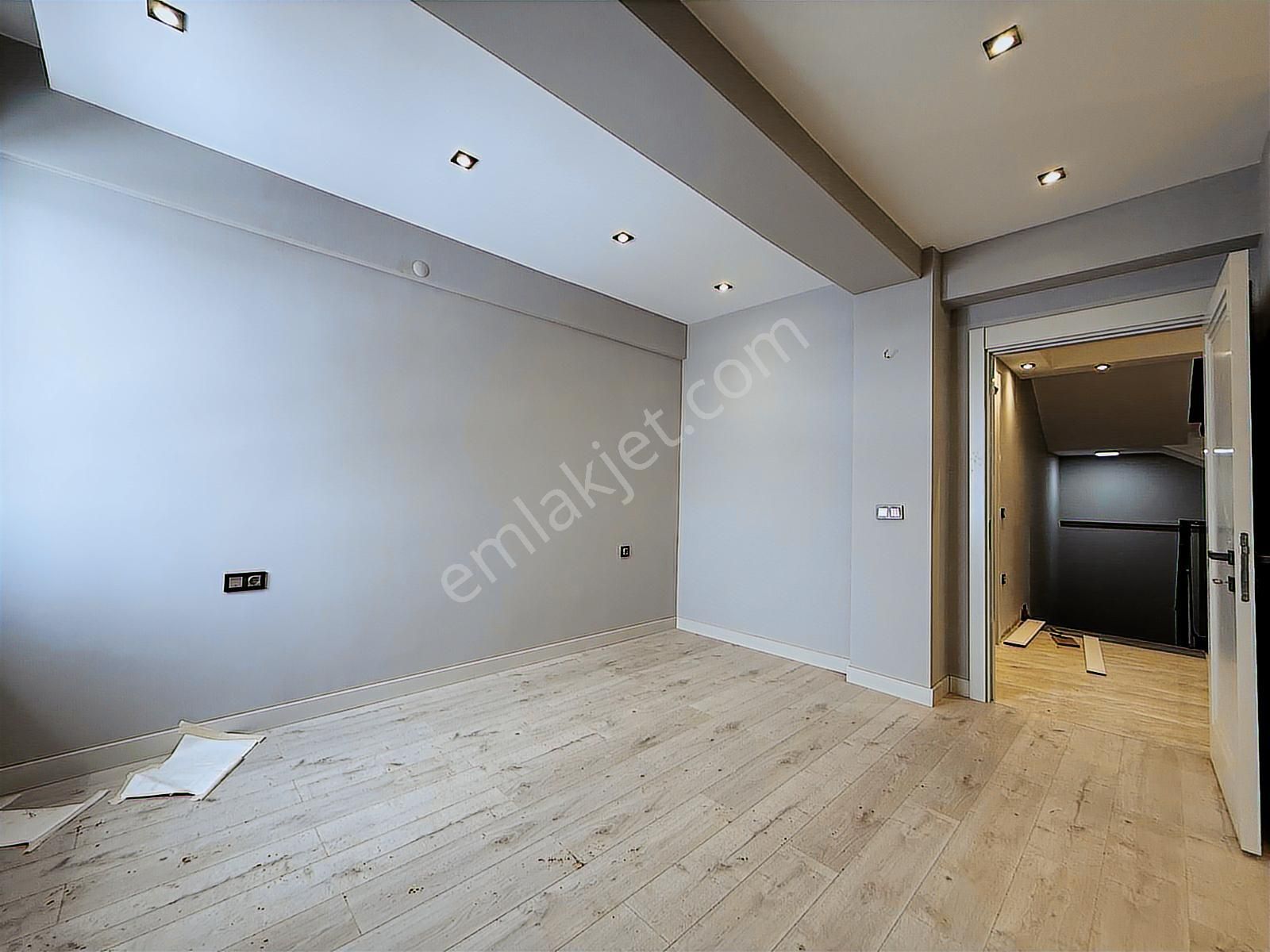 Hedef Emlaktan Karşıyakada Satılık Ultra Lüx 5+1 Villa - Görsel 28