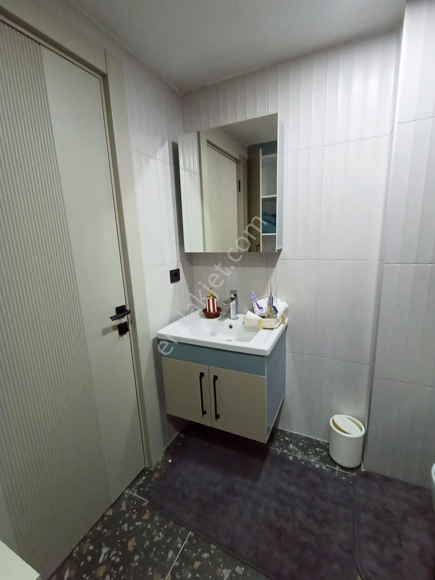 Aydınlar'da Yatay Mimari A Dan Z Ye Full Eşyalı Kiralık Sıfır Suit 1+1 Daire - Görsel 8